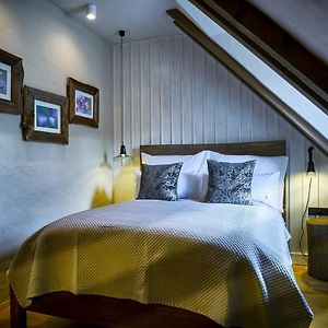 Studio met een King Size Bed